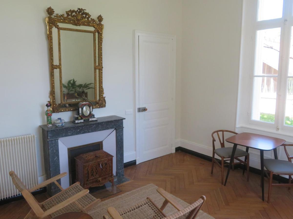 Villa Paignon Montbron Exterior foto
